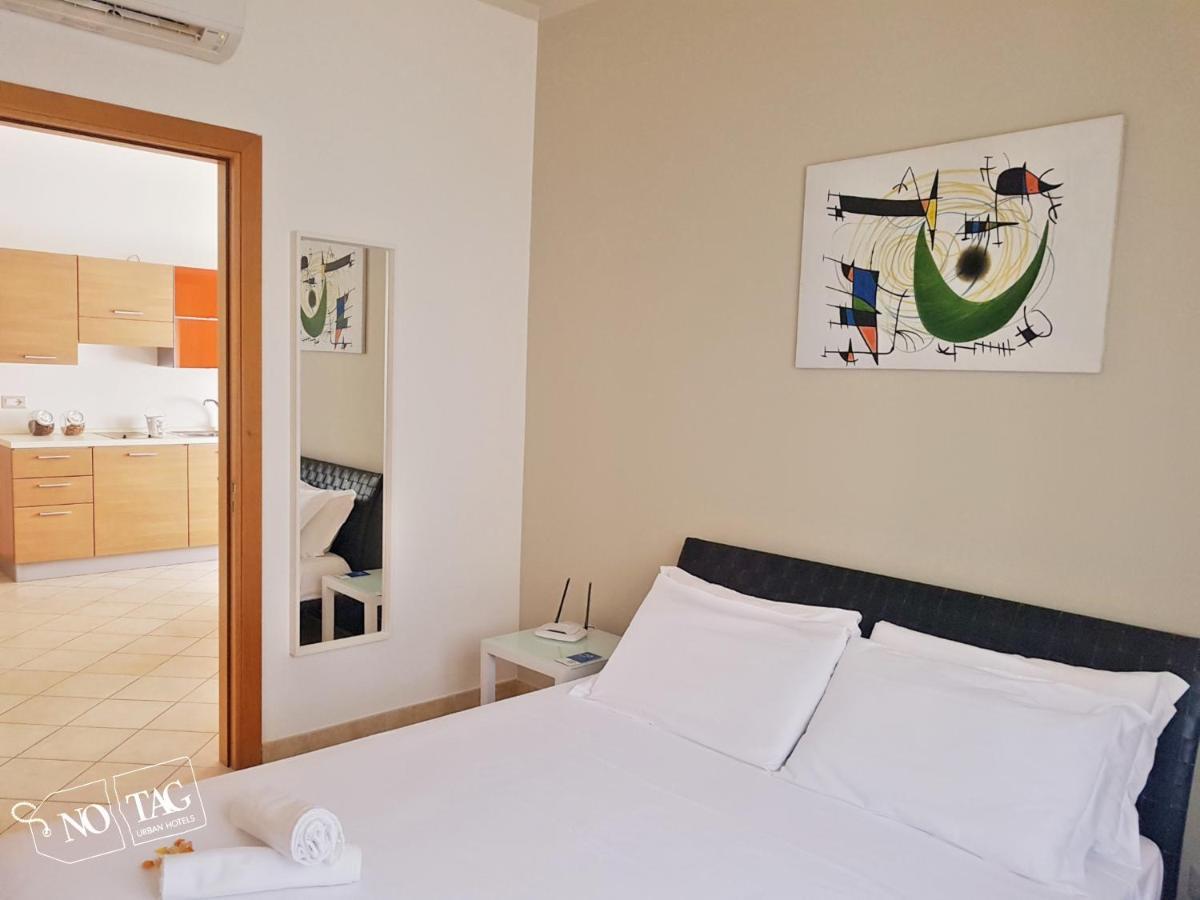 No Tag Urban Hotel Trani Exterior photo